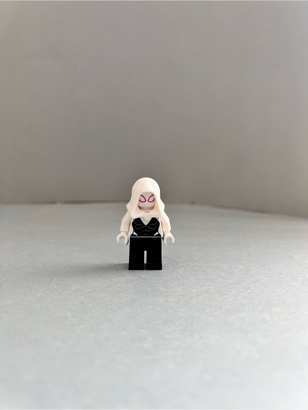 LEGO Marvel Super Heroes Ghost Spider Minifigure